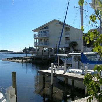 Aparthotel Cedar Cove Beach And Yacht Club