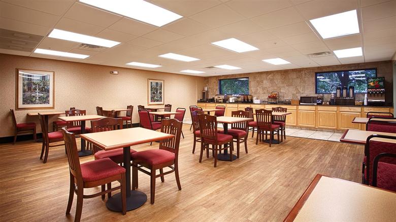 Best Western Plus Sebastian Hotel & Suites