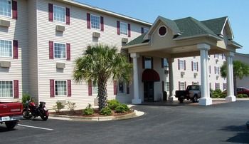 Hotel Ashton Inn & Suites