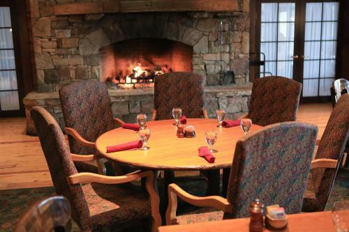Hotel Brasstown Valley Resort & Spa