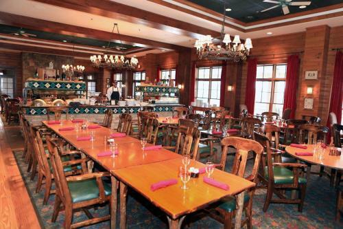 Hotel Brasstown Valley Resort & Spa