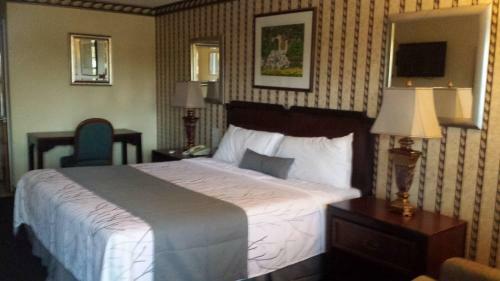 Deerwood Resort Motel And Campgrounds