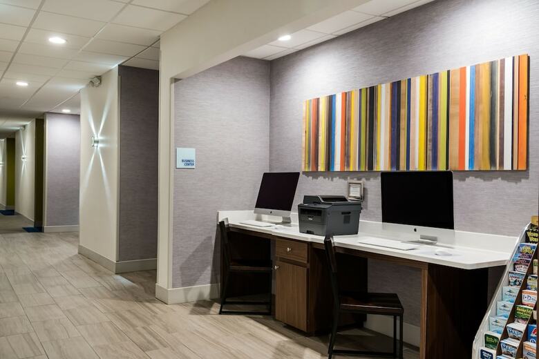 Holiday Inn Express Hotel & Suites Bartow