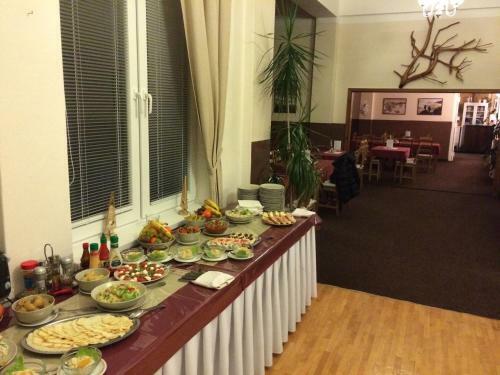 Hostal Penzi�n Po?ana