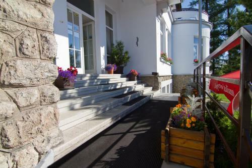 Hostal Penzi�n Po?ana