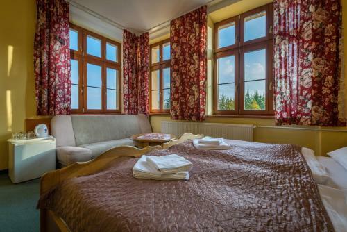 Hostal Miramonti Penzi�n