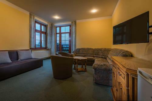 Hostal Miramonti Penzi�n