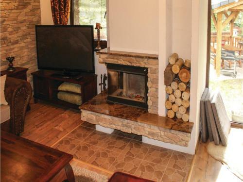 Three-bedroom Holiday Home In Myto Pod Dumbierom