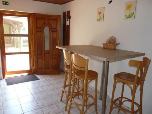 Hostal Penzion Kozak B&B