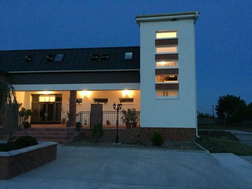 Hostal Guest House Hodus