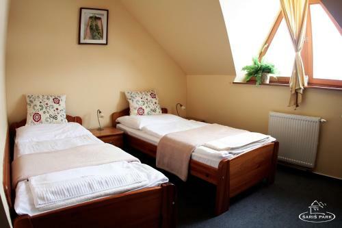 Hotel Penzion Saris Park