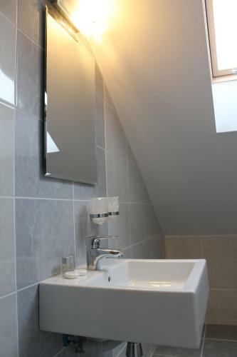 Hostal Penzion Bowten