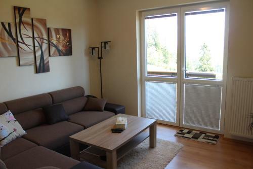 Pine Wood Apartment
