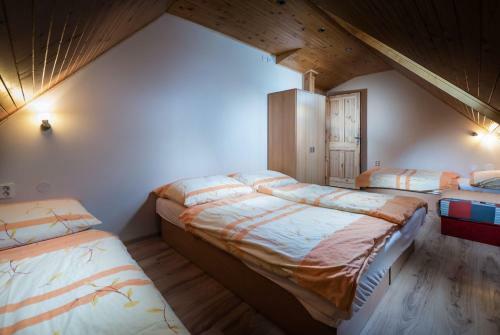 M�ria Ki?�kov� Tatry Mks