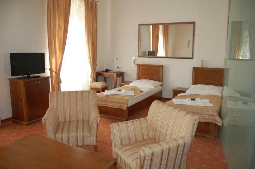 Hotel Z�mok Topo??ianky