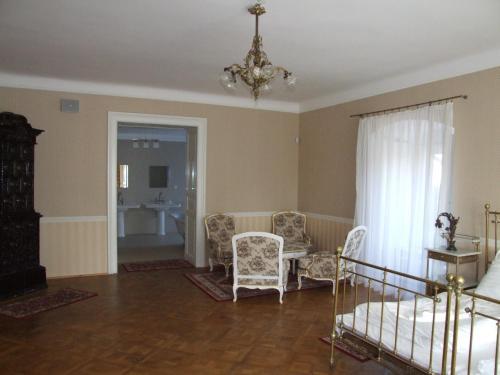 Hotel Z�mok Topo??ianky