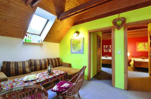 Hostal Holiday Resort ?v�rny