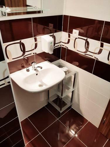 Hostal Jol�n Pension & Restaurant