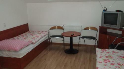 Hostal Penzi�n Lindava