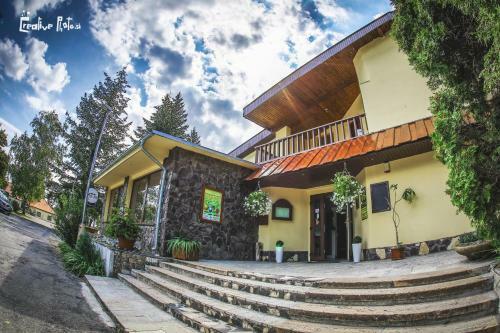 Hostal Penzi�n Artin