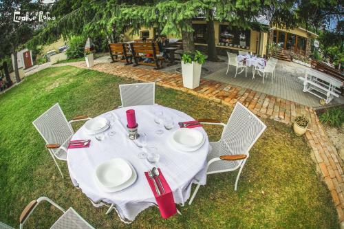 Hostal Penzi�n Artin