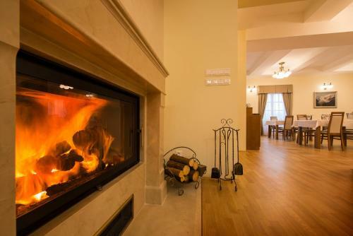 Hotel Mar�na