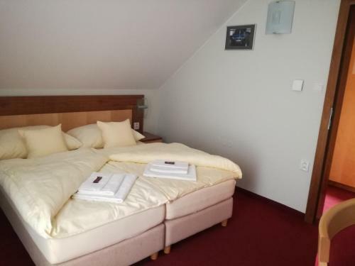 Hostal Penzi�n Kovox