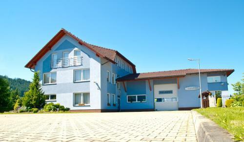 Hostal Penzi�n Kovox