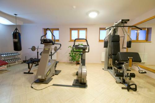 Hostal Penzi�n Adika