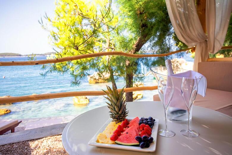 Hotel Podstine