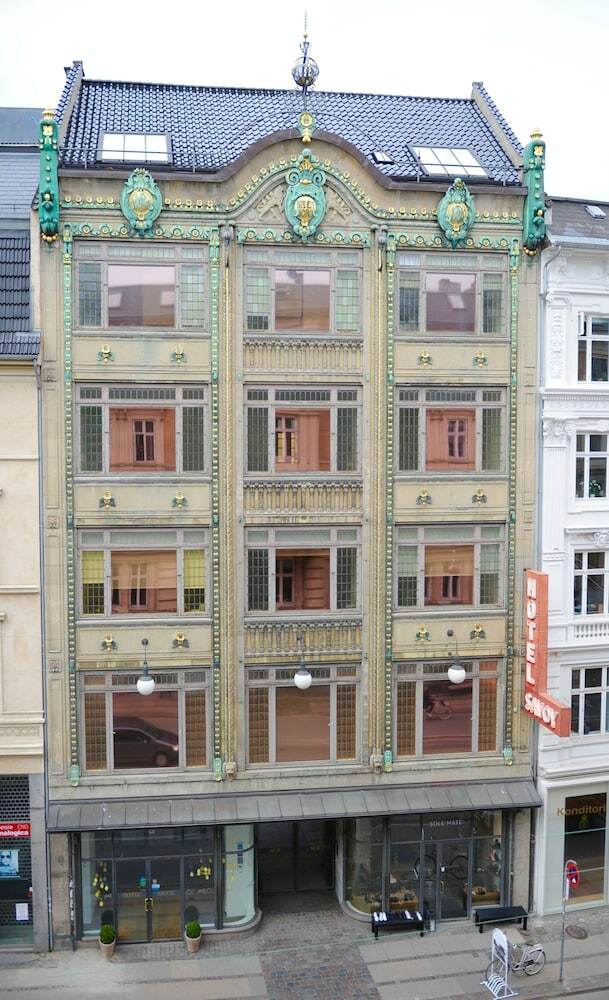 Hotel Savoy