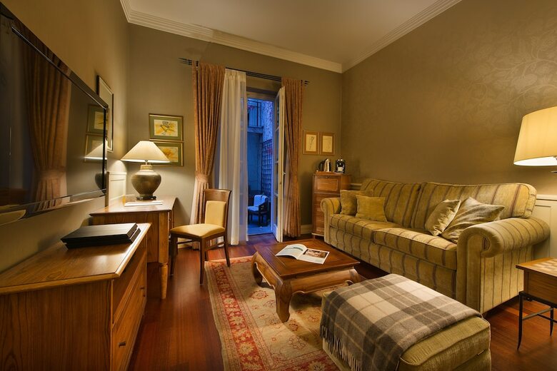 Marrol's Boutique Hotel