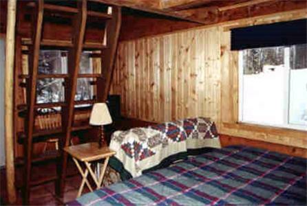 Daniels Lake Lodge Cabins