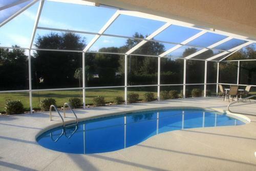 Lodge Lakeside Vacations