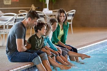 Americinn Hotel & Suites Chippewa Falls