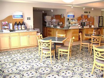 Hotel Holiday Inn Express - Delafield