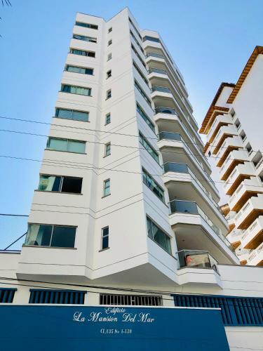 Apartamento Bello Horizonte / Vista Al Mar / Edificio Nuevo
