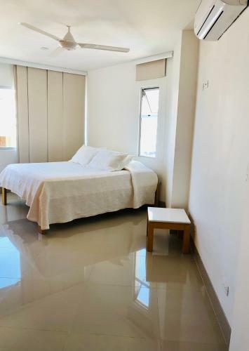 Apartamento Bello Horizonte / Vista Al Mar / Edificio Nuevo
