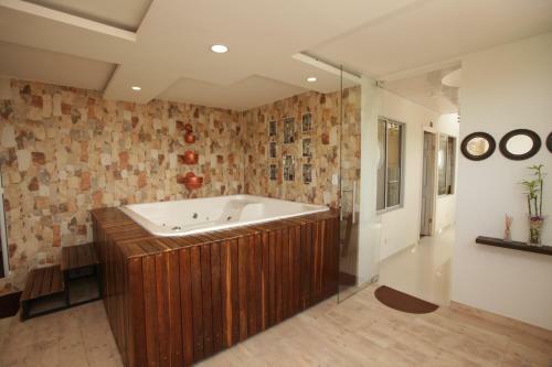 Hotel Premium Eb