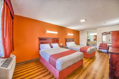 Motel Hillcrest Inn & Suites