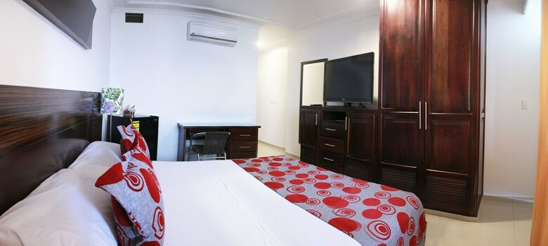 Hotel Torre Mar