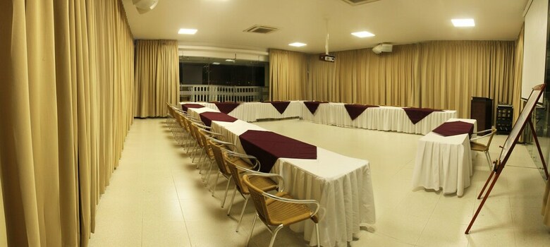 Hotel Torre Mar