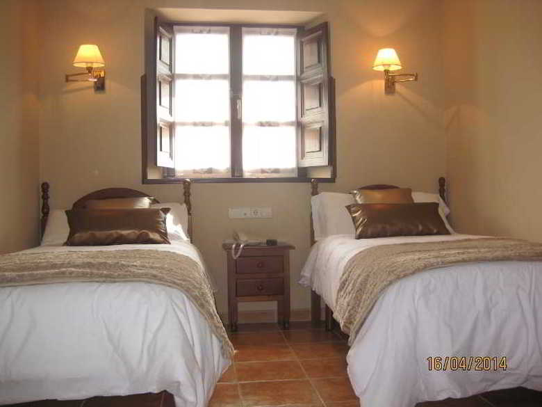 Hotel Entremontes