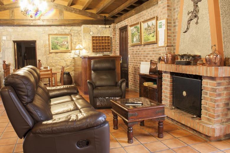 Hotel Entremontes