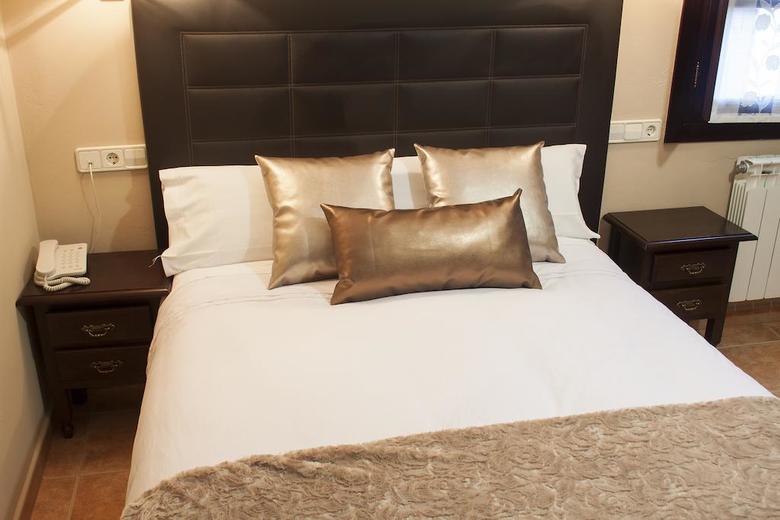 Hotel Entremontes