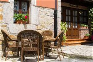 Hotel Entremontes