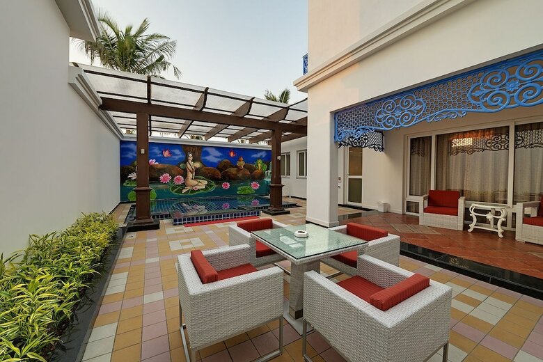 Hotel Mayfair Palm Beach Resort