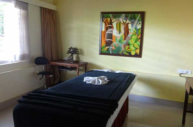Hotel Mayfair Palm Beach Resort