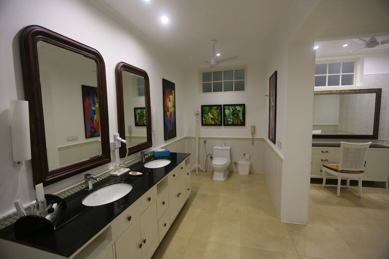 Hotel Mayfair Palm Beach Resort