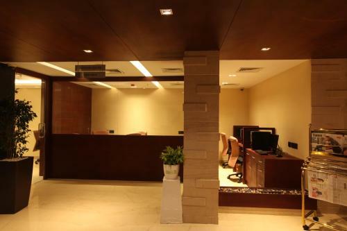 Diana Heights Luxury Hotel